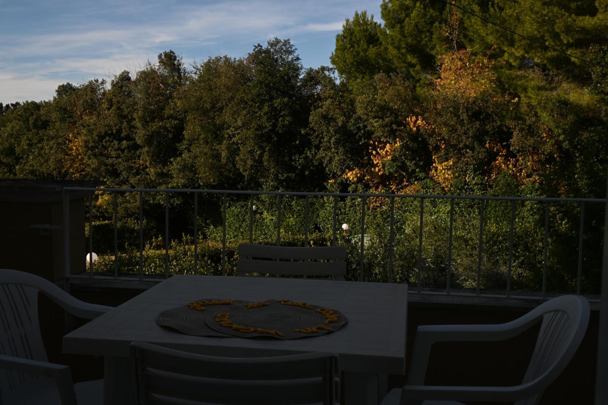 N185 - Numana, Meraviglioso Trilocale Con Terrazzo E Piscina Exterior foto